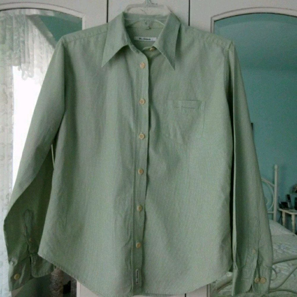Ben Sherman Women's Shirt - Sharp Collar